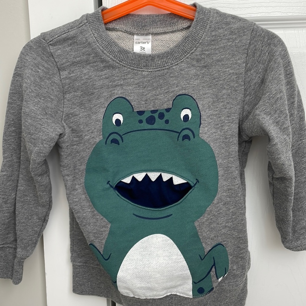 Carters boys 3T sweatshirt